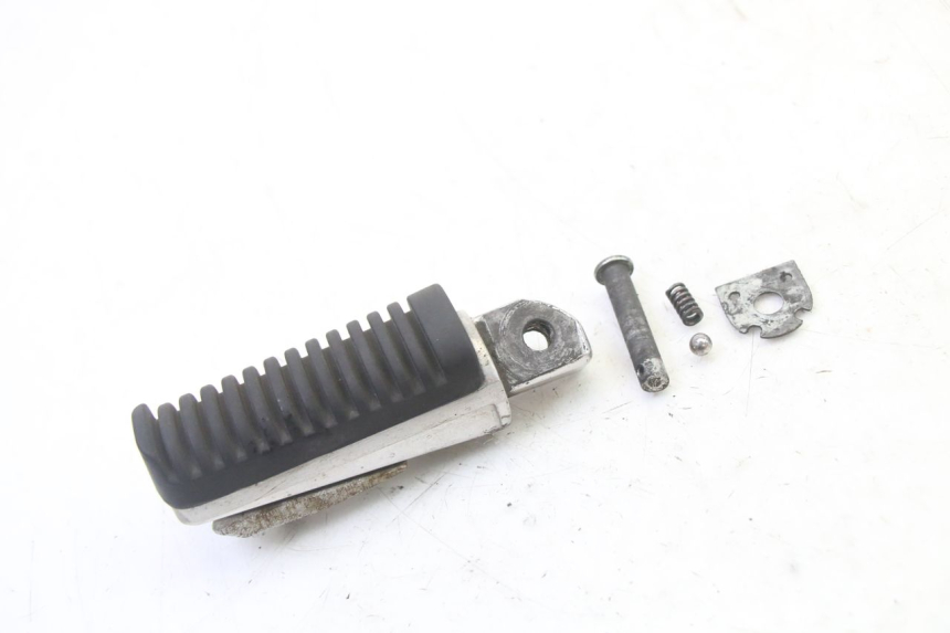 photo de CALE PIED ARRIERE DROIT YAMAHA XJ6 ABS 600 (2008 - 2016) - Vue principale