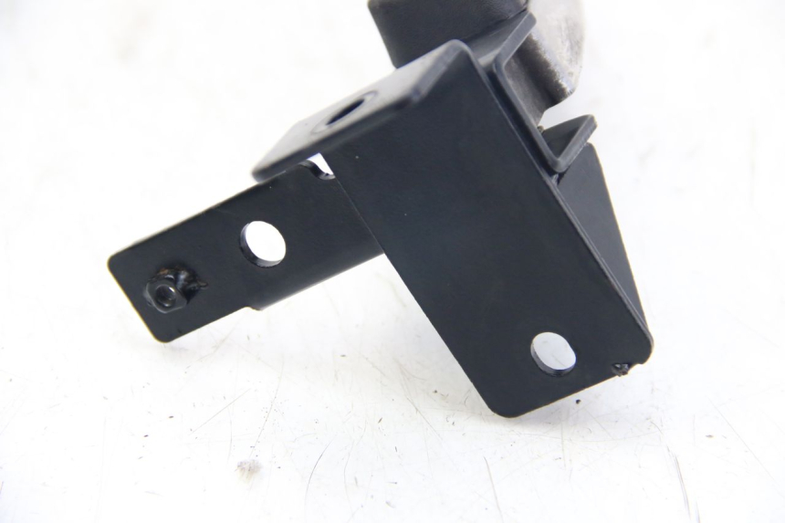 photo de CALE PIED ARRIERE GAUCHE PEUGEOT CITYSTAR AIR 125 (2014 - 2017) - Zoom état d’usage