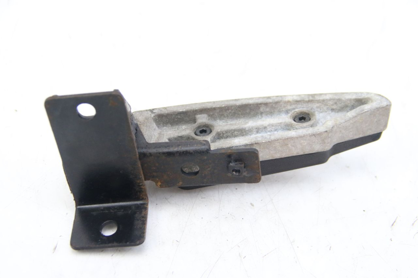 photo de CALE PIED ARRIERE GAUCHE PEUGEOT CITYSTAR 50 (2013 - 2017) - Points de fixation