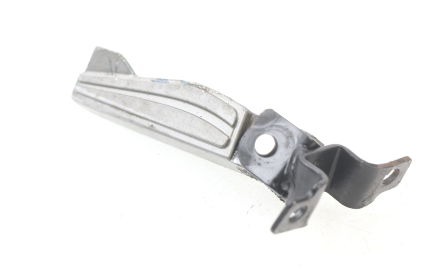 photo de CALE PIED ARRIERE GAUCHE GENERIC CRACKER 50 (2005 - 2008) - Vue principale