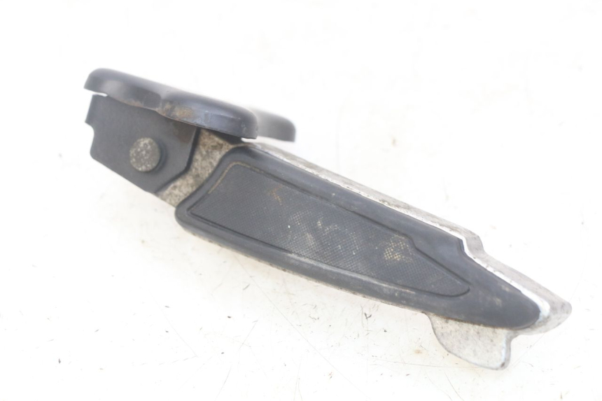 photo de CALE PIED ARRIERE GAUCHE PEUGEOT DJANGO 4T 50 (2014 - 2019) - Détail de la pièce