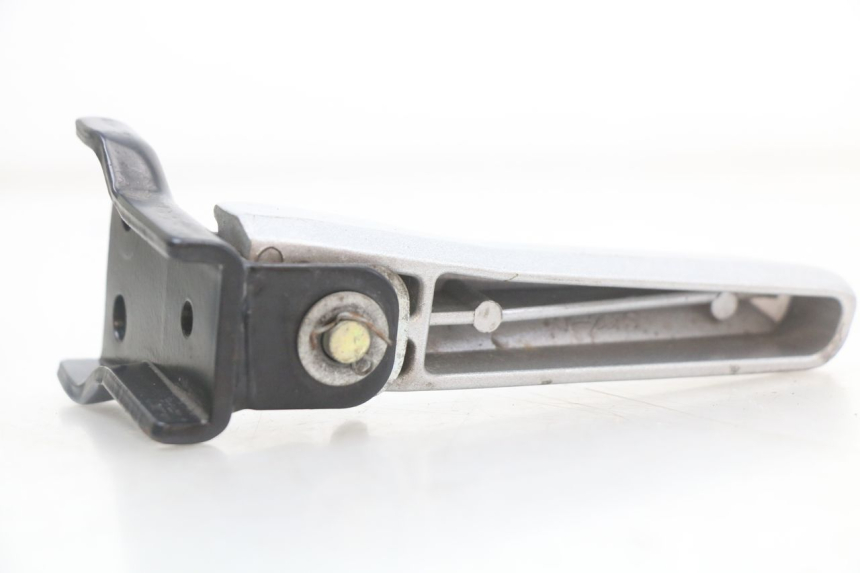 photo de CALE PIED ARRIERE GAUCHE LONGJIA EASY MAX 125 (2020 - 2024) - Vue d’ensemble