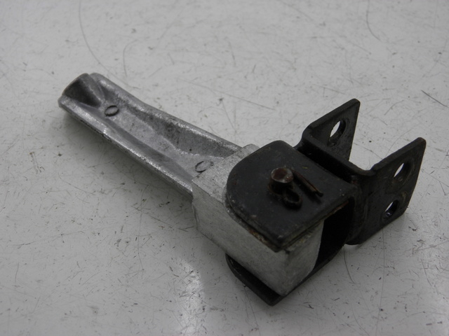 photo de CALE PIED ARRIERE GAUCHE EUROCKA MATADOR 4T 50 (2010 - 2016) - Détail de la pièce