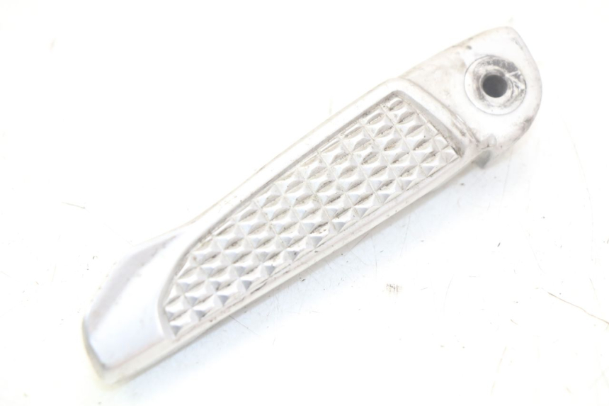 photo de CALE PIED ARRIERE GAUCHE HONDA FORZA 125 (2015 - 2016) - Vue principale