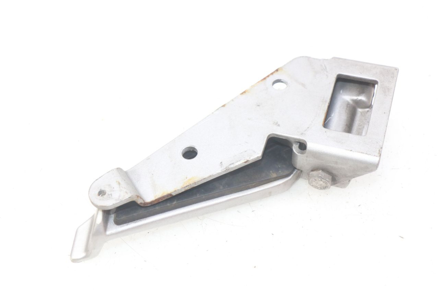 photo de CALE PIED ARRIERE GAUCHE PEUGEOT GEOPOLIS 400 (2007 - 2013) - Autre angle de vue