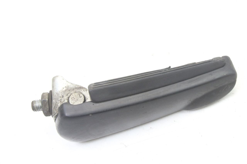 photo de CALE PIED ARRIERE GAUCHE GILERA NEXUS 300 (2008 - 2013) - Zoom état d’usage