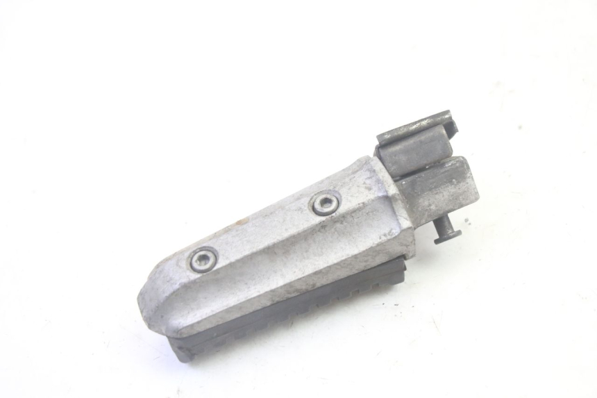 photo de CALE PIED ARRIERE GAUCHE KAWASAKI GPZ RX 1000 (1986 - 1988) - Gros plan technique