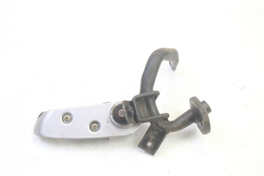 photo de CALE PIED ARRIERE GAUCHE SYM GTS EVO 125 (2009 - 2013) - Points de fixation