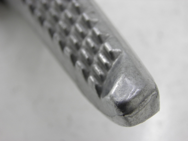 photo de CALE PIED ARRIERE GAUCHE JONWAY RANGER 125 (2006 - 2014) - Autre angle de vue