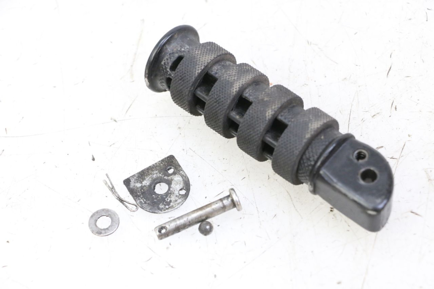 photo de CALE PIED ARRIERE GAUCHE KEEWAY K-LIGHT KLIGHT 125 (2018 - 2025) - Vue d’ensemble