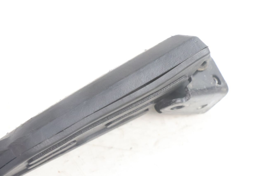 photo de CALE PIED ARRIERE GAUCHE PEUGEOT KISBEE 2T 50 (2010 - 2017) - État de surface