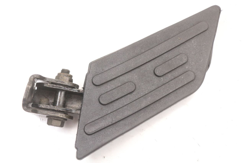 photo de CALE PIED ARRIERE GAUCHE PEUGEOT KISBEE 4T 50 (2010 - 2017) - Vue principale