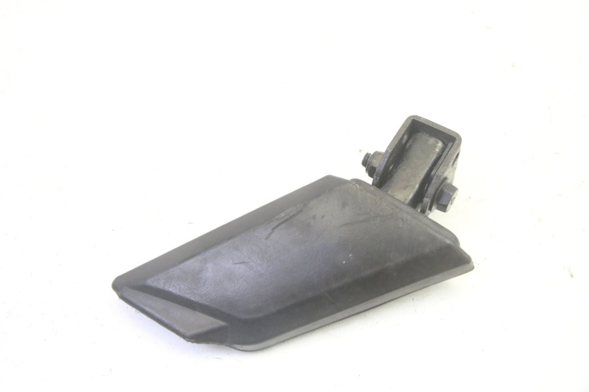 photo de CALE PIED ARRIERE GAUCHE PEUGEOT KISBEE 4T 50 (2018 - 2022) - Gros plan technique