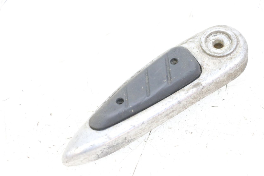 photo de CALE PIED ARRIERE GAUCHE PIAGGIO LIBERTY 125 (2009 - 2013) - Zoom état d’usage