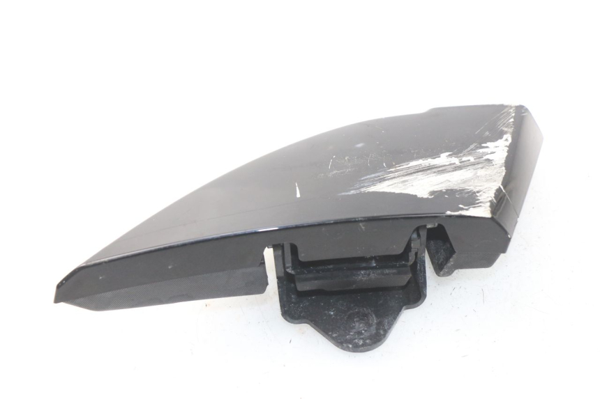 photo de CALE PIED ARRIERE GAUCHE PEUGEOT METROPOLIS 400 (2017 - 2020) - Détail de la pièce