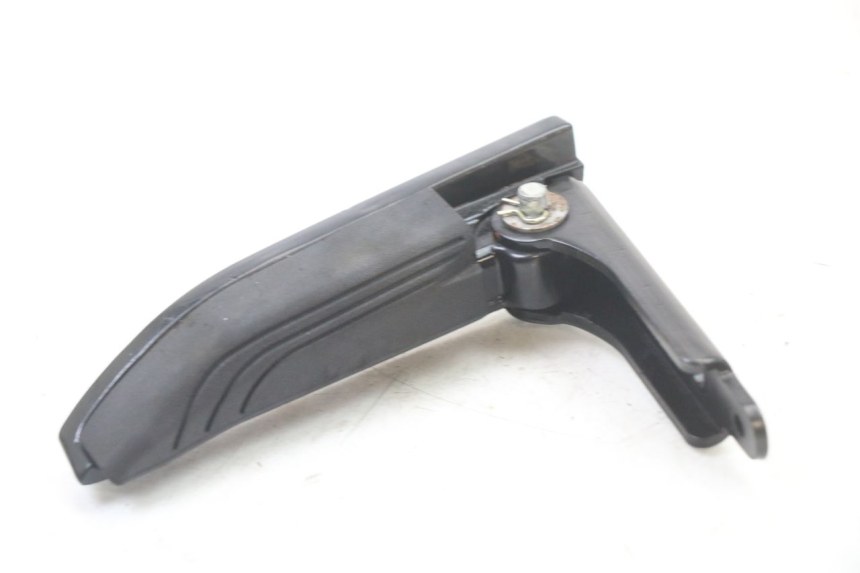 photo de CALE PIED ARRIERE GAUCHE PIAGGIO MP3 500 (2014 - 2017) - Vue principale