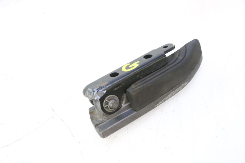 photo de CALE PIED ARRIERE GAUCHE PIAGGIO MP3 500 (2016 - 2018) - Autre angle de vue
