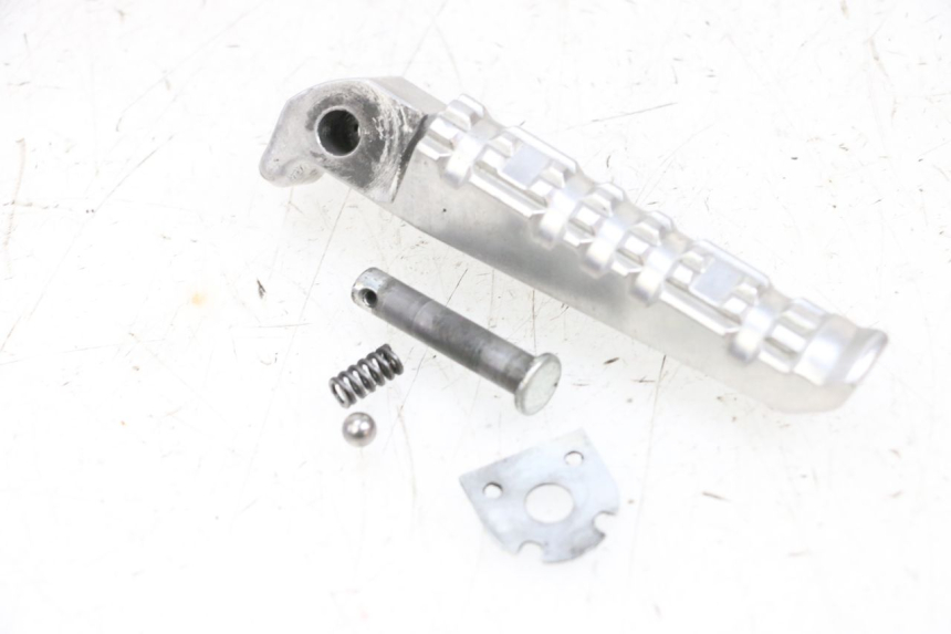 photo de CALE PIED ARRIERE GAUCHE YAMAHA MT-07 MT07 ABS 700 (2018 - 2020) - Détail de la pièce