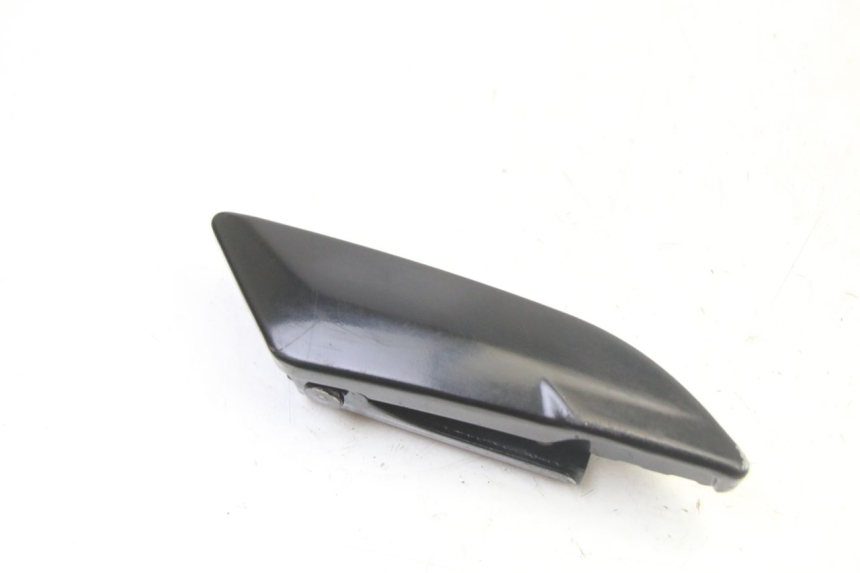 photo de CALE PIED ARRIERE GAUCHE PIAGGIO NEW TYPHOON 50 (2018 - 2021) - Autre angle de vue