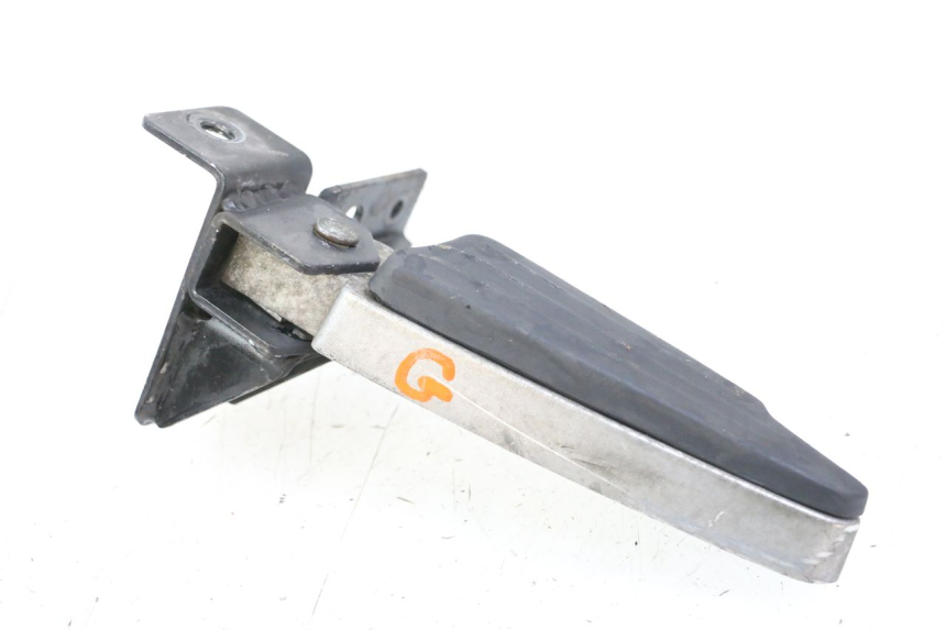 photo de CALE PIED ARRIERE GAUCHE PEUGEOT CITYSTAR 125 (2011 - 2017) - Vue principale