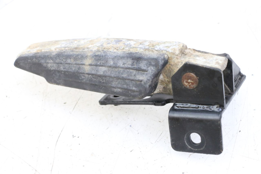 photo de CALE PIED ARRIERE GAUCHE PEUGEOT CITYSTAR 50 (2013 - 2017) - Zoom état d’usage