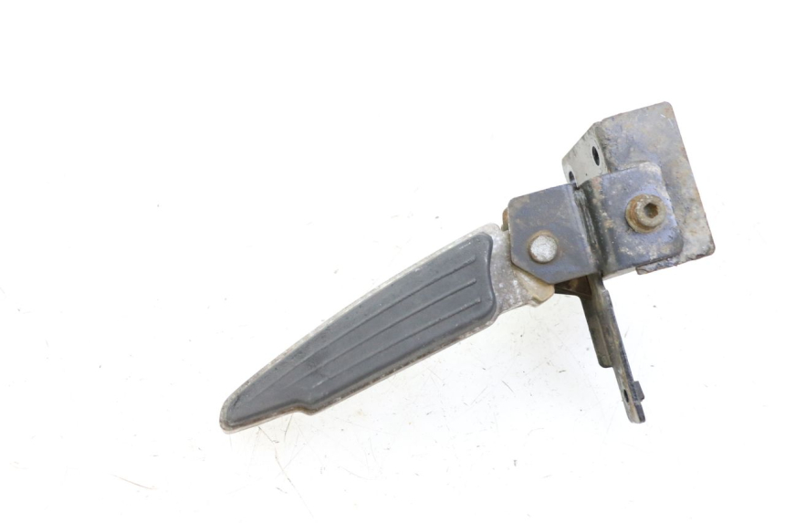 photo de CALE PIED ARRIERE GAUCHE PEUGEOT SATELIS 125 (2013 - 2018) - Zoom état d’usage