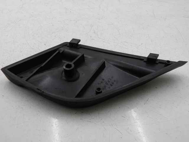 photo de CALE PIED ARRIERE GAUCHE PIAGGIO X9 EVOLUTION 125 (2003 - 2007) - Zoom état d’usage