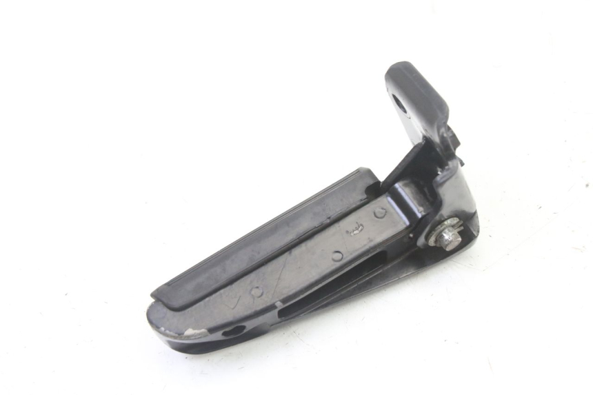 photo de CALE PIED ARRIERE GAUCHE GILERA RUNNER SL 50 (2006 - 2009) - Autre angle de vue