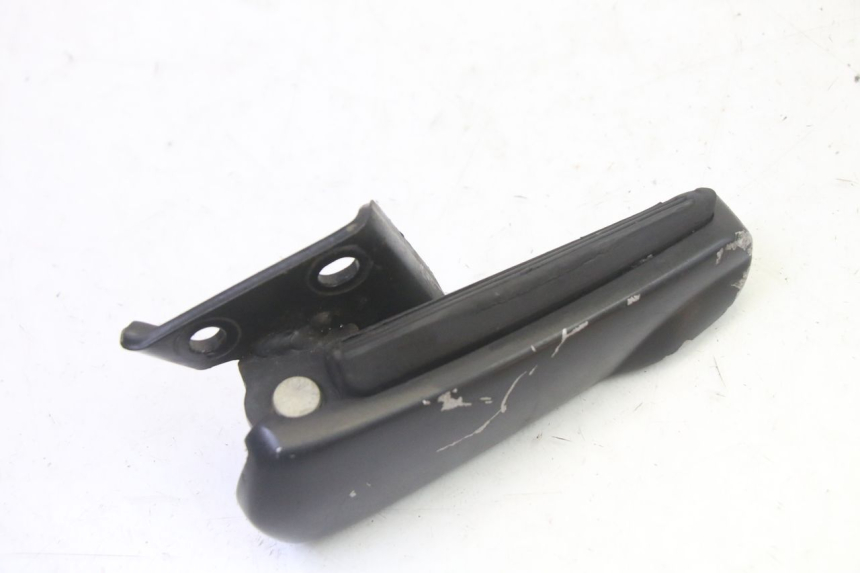 photo de CALE PIED ARRIERE GAUCHE GILERA RUNNER SP 50 (2009 - 2017) - Gros plan technique