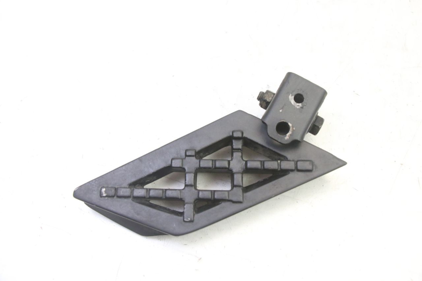 photo de CALE PIED ARRIERE GAUCHE PEUGEOT STREETZONE I NAKED 2T 50 (2018 - 2020) - Détail de la pièce