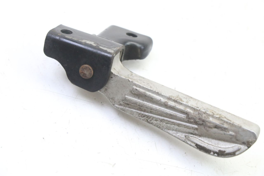 photo de CALE PIED ARRIERE GAUCHE PEUGEOT TWEET 4T 50 (2014 - 2019) - Détail de la pièce