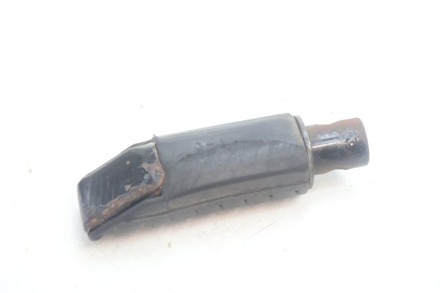 photo de CALE PIED ARRIERE GAUCHE HONDA XLV VARADERO 125 (2007 - 2012) - Autre angle de vue