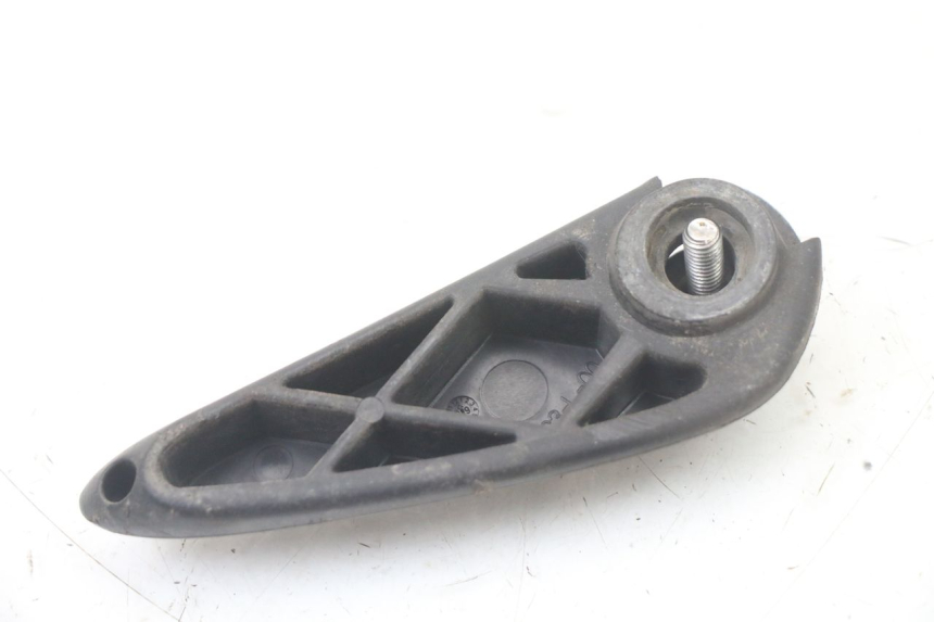 photo de CALE PIED ARRIERE GAUCHE YAMAHA NEOS NEO'S 4T 50 (2008 - 2016) - Autre angle de vue