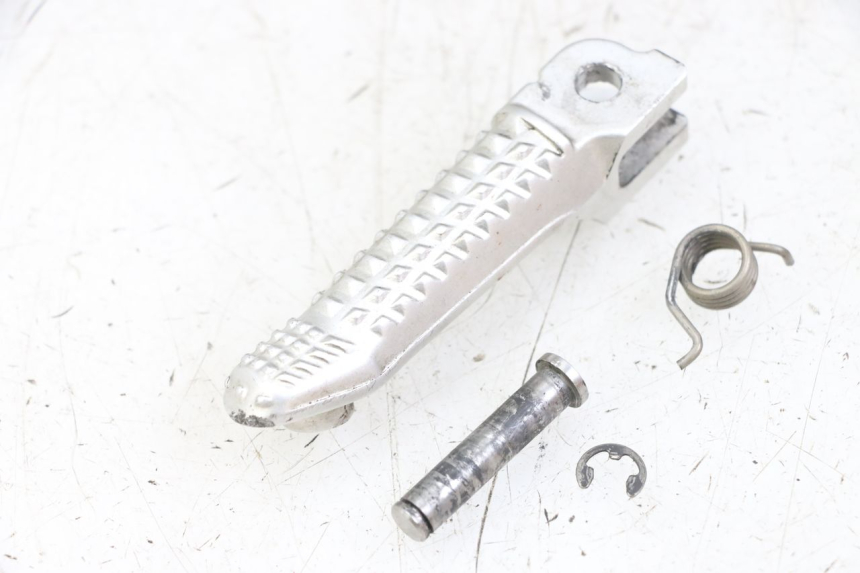 photo de CALE PIED AVANT DROIT BMW S RR ABS S1000RR 1000 (2015 - 2018) - Vue principale