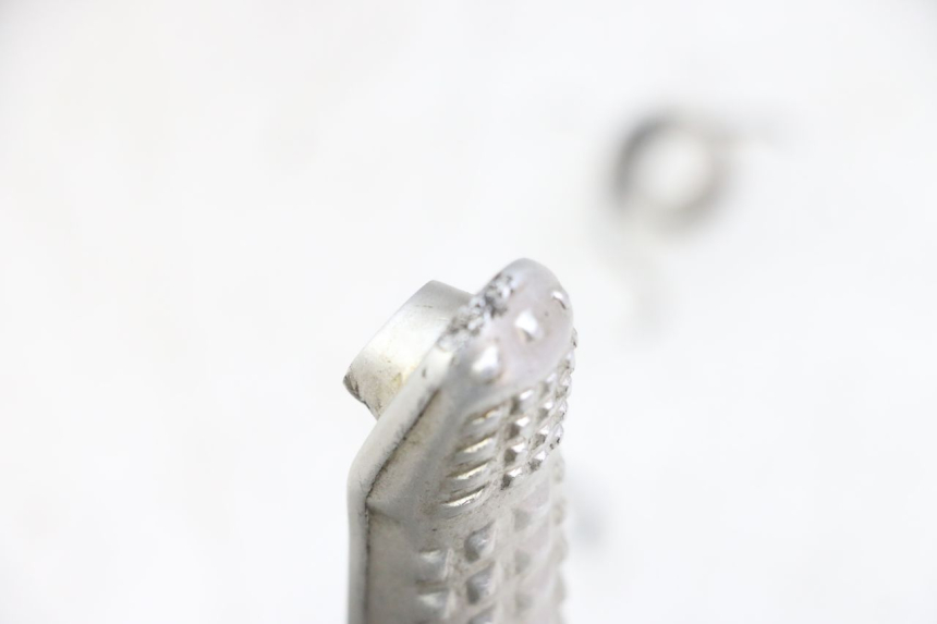 photo de CALE PIED AVANT DROIT BMW S RR ABS S1000RR 1000 (2015 - 2018) - Détail de la pièce