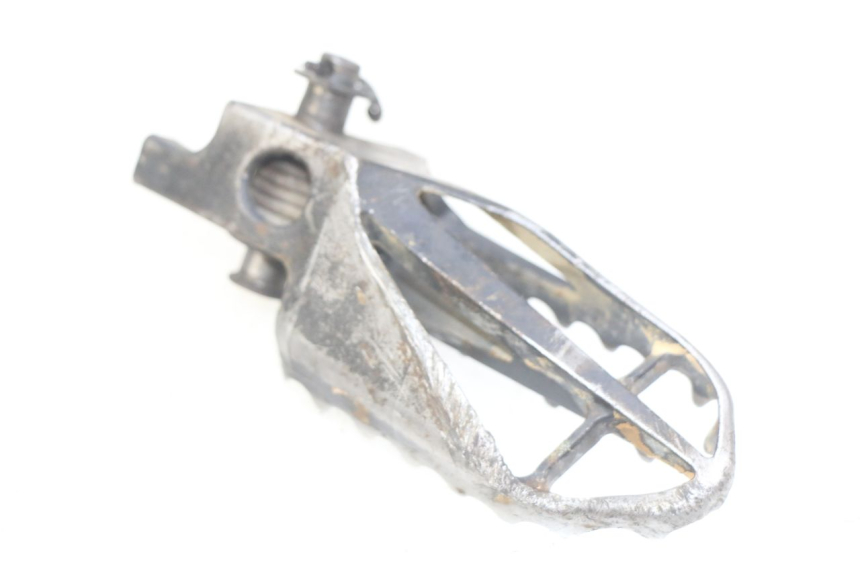 photo de CALE PIED AVANT DROIT HONDA CRF CR-F 450 (2009 - 2012) - Détail de la pièce