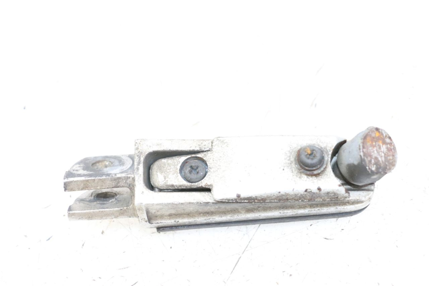 photo de CALE PIED AVANT DROIT YAMAHA FJR ABS 1300 (2006 - 2012) - Détail de la pièce