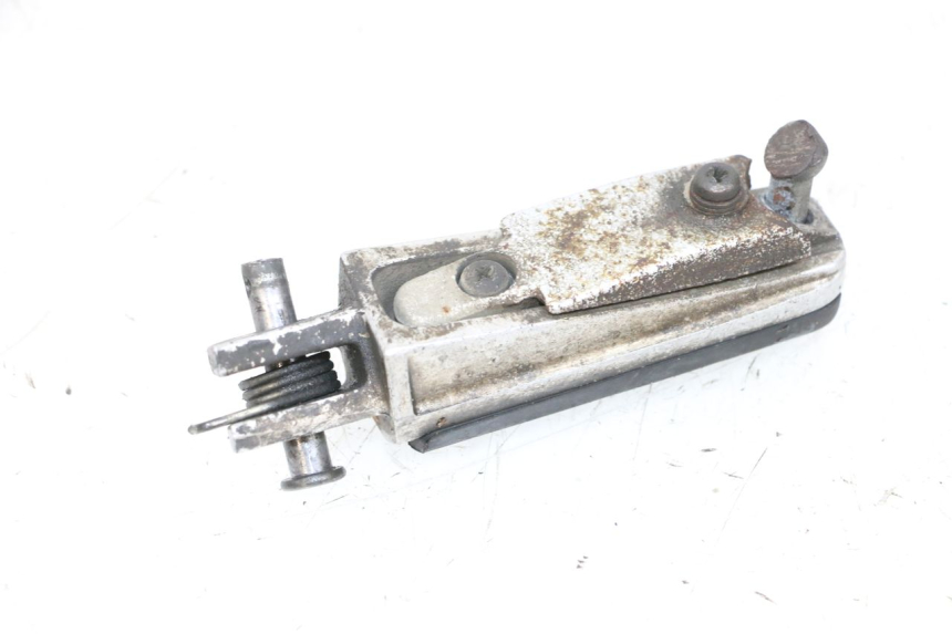 photo de CALE PIED AVANT DROIT YAMAHA FJR ABS 1300 (2006 - 2012) - Zoom état d’usage