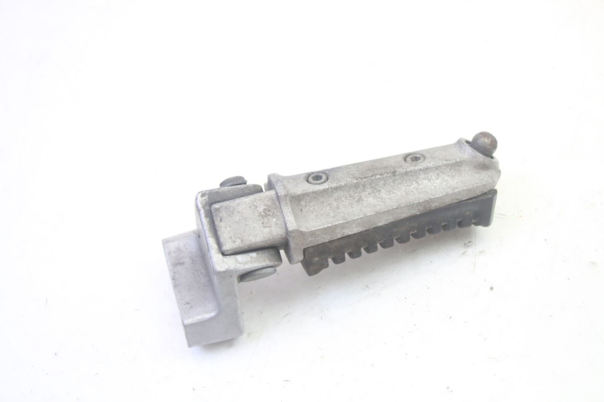 photo de CALE PIED AVANT DROIT KAWASAKI GPZ RX 1000 (1986 - 1988) - Gros plan technique