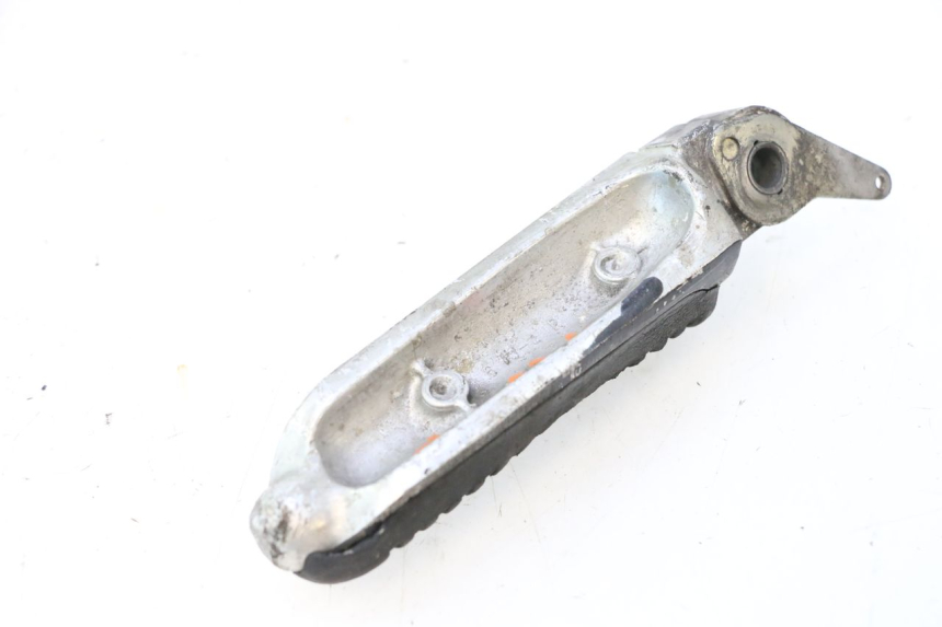 photo de CALE PIED AVANT DROIT SUZUKI GSX F GSXF 750 (1988 - 1998) - Zoom état d’usage