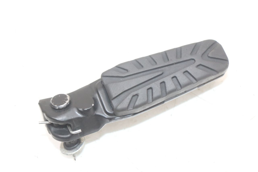 photo de CALE PIED AVANT DROIT HUSQVARNA SVARTPILEN 401 (2018 - 2023) - Vue principale