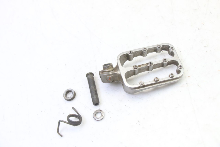 photo de CALE PIED AVANT DROIT KTM SUPERENDURO R 950 (2005 - 2009) - Vue principale