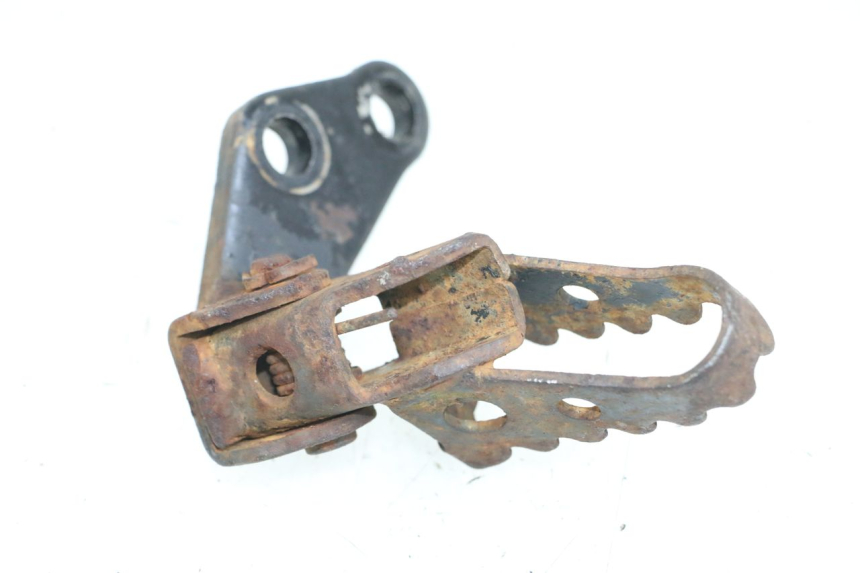 photo de CALE PIED AVANT DROIT SUZUKI TS X 80 (1984 - 1988) - Détail de la pièce