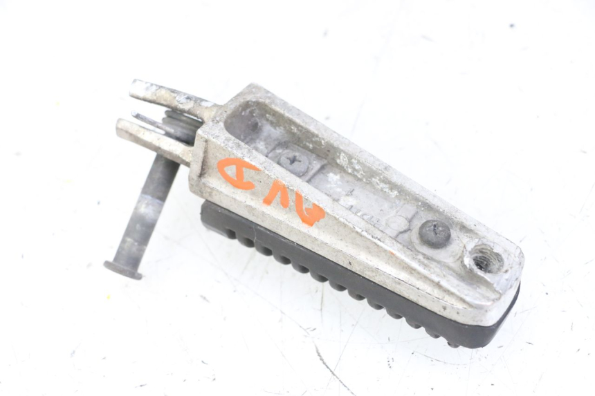 photo de CALE PIED AVANT DROIT YAMAHA XJ6 ABS 600 (2008 - 2016) - Zoom état d’usage