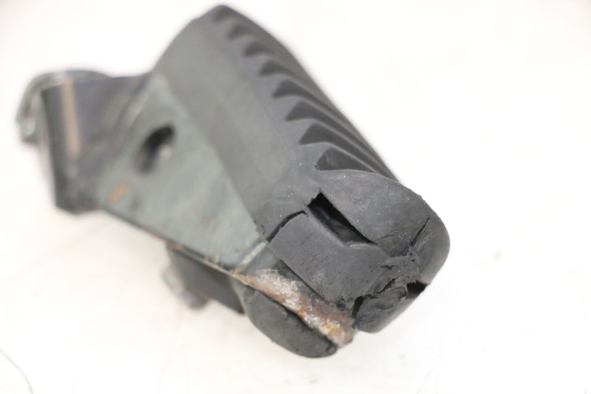 photo de CALE PIED AVANT DROIT HONDA XRV AFRICA TWIN 750 (1990 - 1992) - Détail de la pièce