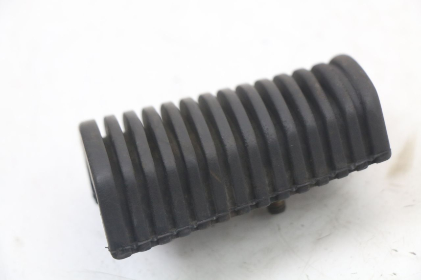 photo de CALE PIED AVANT DROIT YAMAHA XVS DRAG STAR DRAGSTAR 650 (1997 - 2007) - Zoom état d’usage