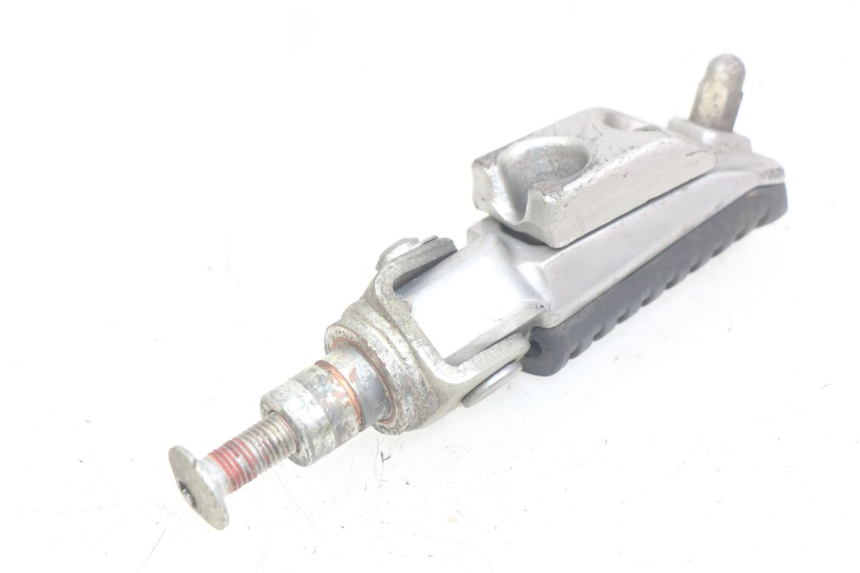 photo de CALE PIED AVANT DROIT KAWASAKI Z 750 (2007 - 2013) - Détail de la pièce