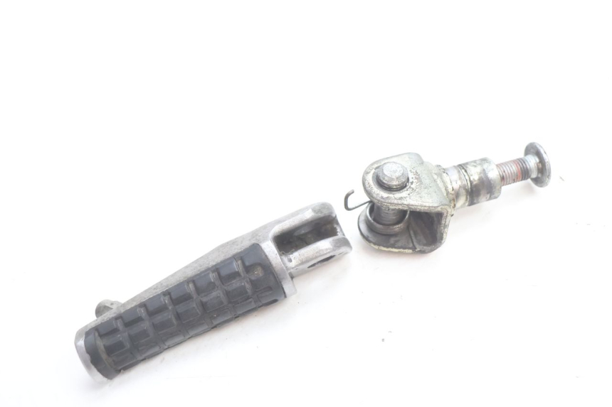 photo de CALE PIED AVANT DROIT KAWASAKI ZX-6R ZX6R 600 (1995 - 1997) - Vue d’ensemble