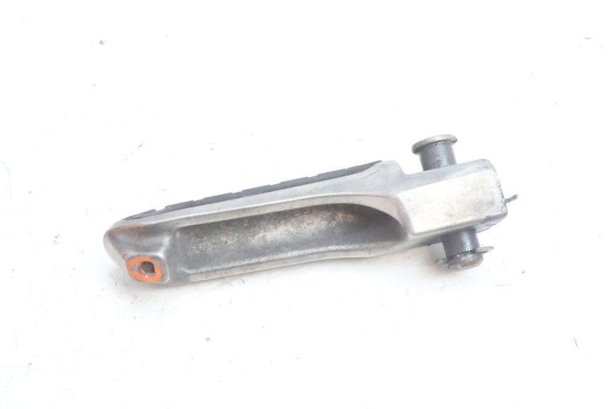 photo de CALE PIED AVANT DROIT KAWASAKI ZZR 600 (1995 - 2004) - Autre angle de vue