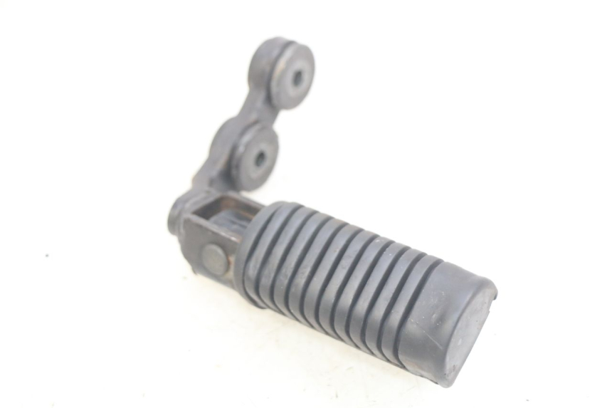 photo de REPOSE-PIED AVANT GAUCHE HONDA CM 125 (1983 - 2003) - Vue d’ensemble